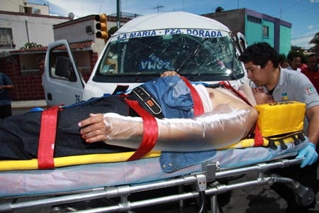 Seis personas lesionadas en percance vial registrado en la colonia El Carmen