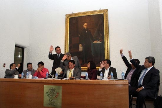 Diputados le hacen la tarea a RMV, piden “arenga” en los Fuertes el 15 de septiembre
