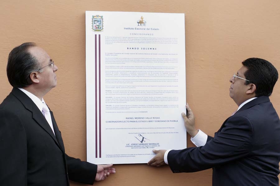 Colocan Bando Solemne para ratificar a Moreno Valle como gobernador electo