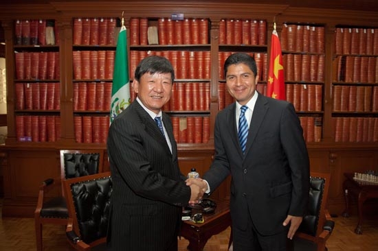Ayuntamiento de Puebla signó hermanamiento con la ciudad de Wuxi, China