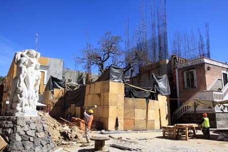 Pese a amparo federal siguen las obras del teleférico