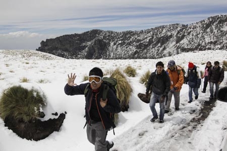Popocatépetl e Iztaccíhuatl, atracción turística tras nevada