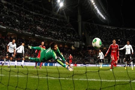 Corinthians, primer finalista del Mundial de Clubes 2012