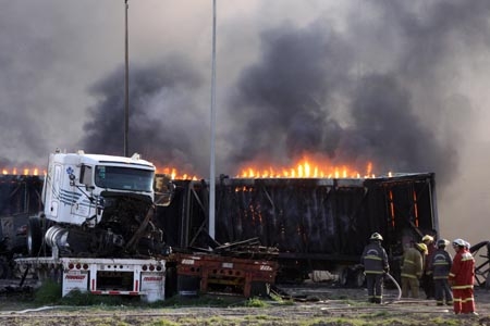 Dos lesionados deja explosión de gasera en  San Miguel Xoxtla