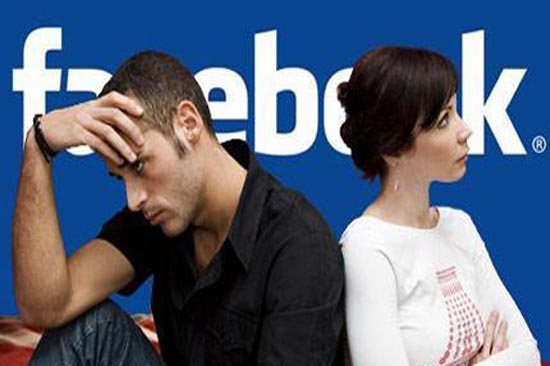 Facebook, aplicación informa de rupturas de pareja