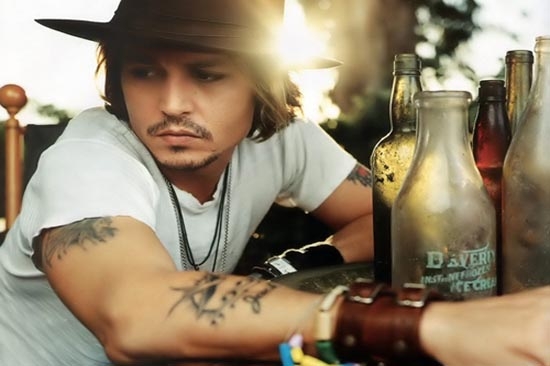 Johnny Deep se quemó la cara…