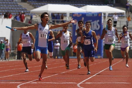 Jornada de Atletismo en la Olimpiada Nacional 2012 en Puebla
