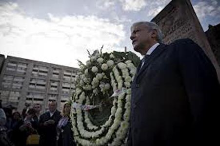AMLO anuncia que inicia lucha de seis años