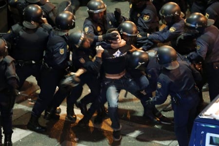 España: jornada de protestas deja 22 detenidos y 28 heridos