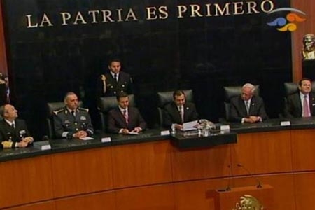 EPN y Senado rinden homenaje a Ejército mexicano por centenario