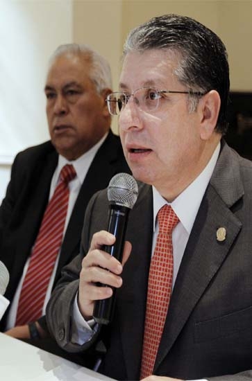 Enrique Doger y sus negociaciones
