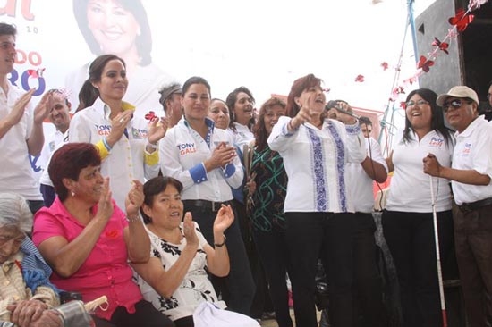 Paty Leal asegura que las obras llegarán a todas las juntas auxiliares de Puebla