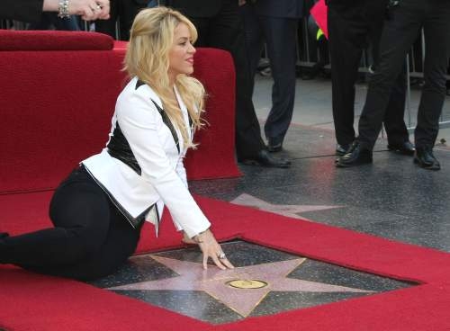 Shakira en el Paseo de la Fama