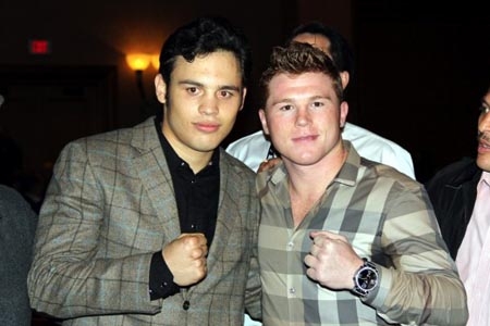 Canelo Álvarez vs JC Chávez Jr, pelea por el rating