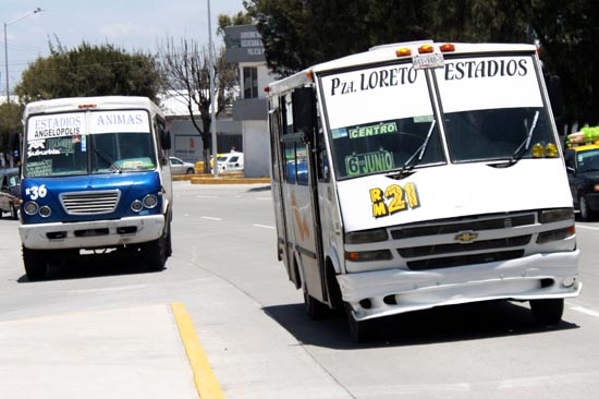 Transportistas de Puebla quieren subir el pasaje a 9.50 pesos