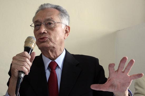 Bartlett en frente común con el SME
