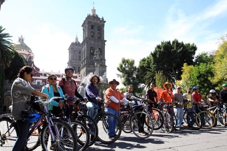 Ciclistas poblanos solicitan ser integrados al reglamento de tránsito