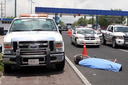 Ciclista pereció atropellado en la Vía Atlixcáyotl