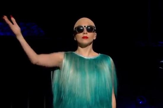 Lady Gaga, ahora rapada