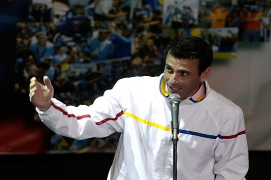 Henrique Capriles viene a México, pero Peña Nieto rechaza recibirlo