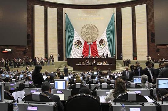 PRD multará a sus diputados faltistas