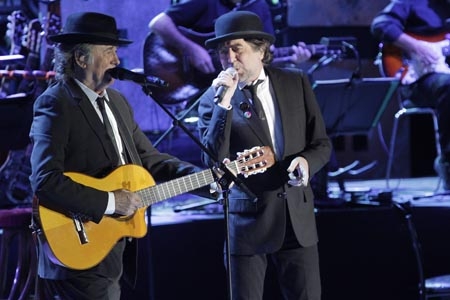 Serrat y Sabina, dos pájaros contraatacan Puebla