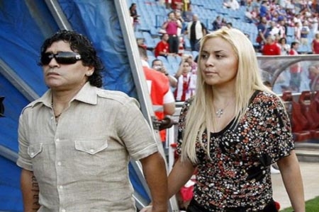 Maradona se convirtió en padre por cuarta ocasión