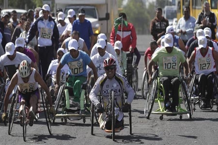 Consejo Taxista de Puebla realizó Carrera sobre Silla de Ruedas 2012