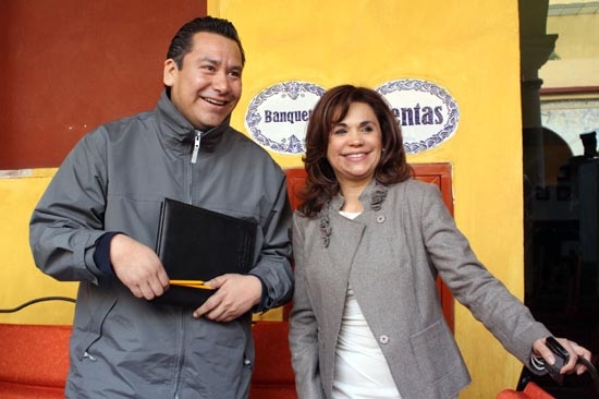 Blanca Alcalá consigue apoyo de la CTM rumbo al Senado