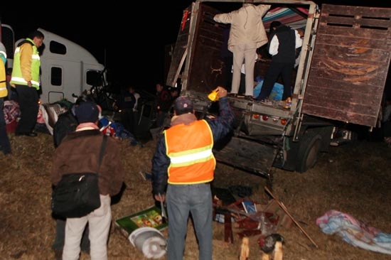 Accidente en la autopista Puebla-Orizaba, un muerto y 14 lesionados