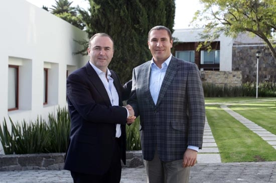 Moreno Valle se reúne con líder de la bancada del PAN en San Lázaro