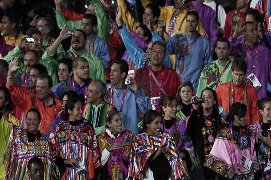 ¿Así o más naco el uniforme de la delegación mexicana en Londres 2012?