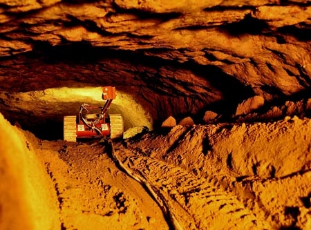 Robot captó imágenes de túnel localizado en Teotihuacan