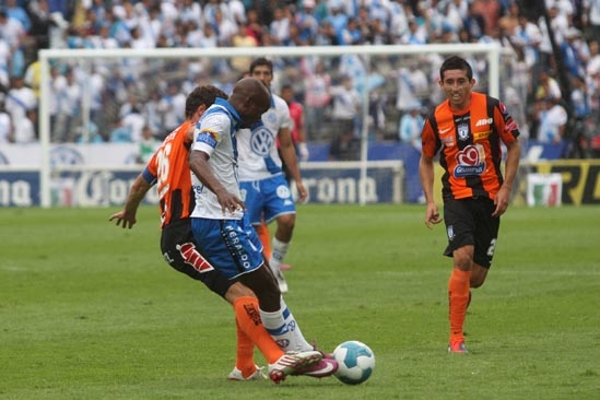 La Franja recibe al Pachuca de Hugo Sánchez en el Cuauhtémoc
