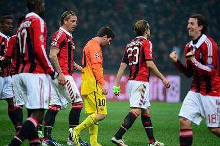 Milan derrotó 2-0 a Barcelona en la Champions League