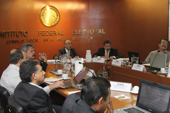 IFE pide explicación a SGG por reunión de candidatos panistas en Casa Aguayo