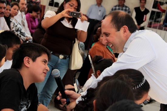 Manzanilla abre Centro Comunitario de Desarrollo en Romero Vargas
