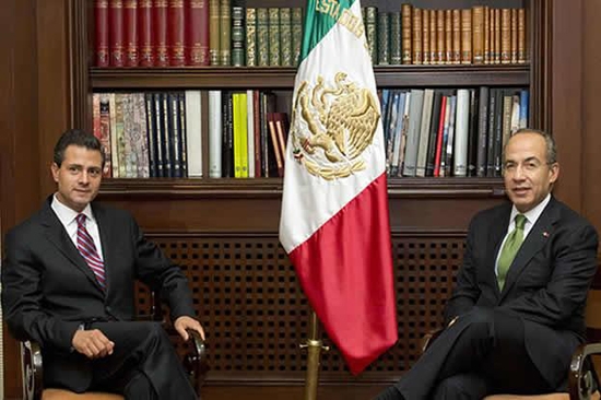 Calderón y Peña Nieto pactan en Los Pinos transición ordenada