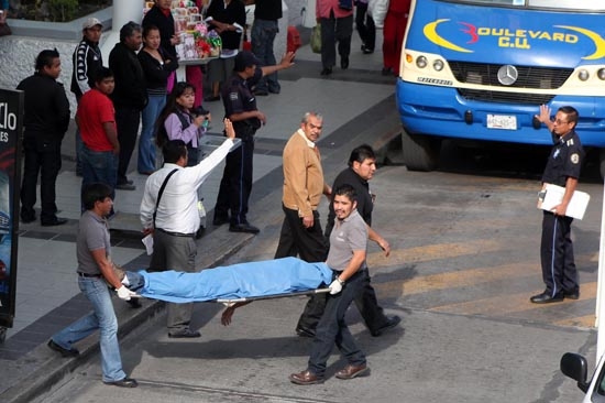 Hombre pereció de un infarto en paradero de la CAPU