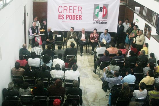 PRI Puebla a la reconquista de los maestros