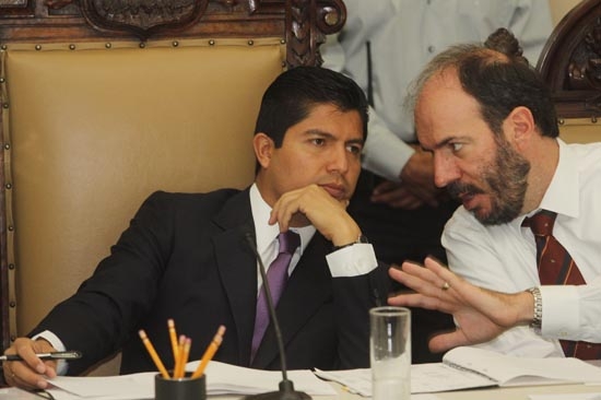 Rivera saca con apuros su Plan Municipal de Desarrollo