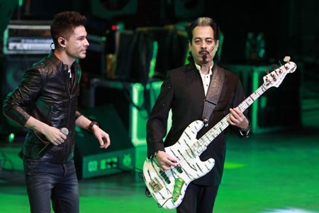 Los Tigres del Norte y Juan Solo pusieron a bailar a Puebla