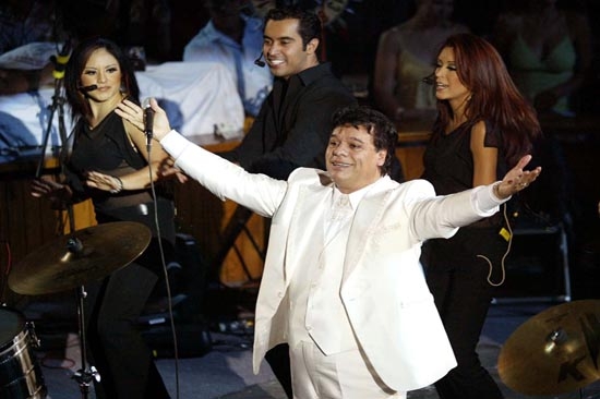 Juan Gabriel: puros líos legales