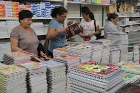 Padres de familia invierten hasta 5 mil pesos en regreso a clases
