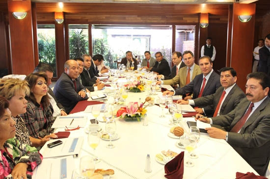 Puebla pierde recursos extras para Seguro Popular por culpa del PRI