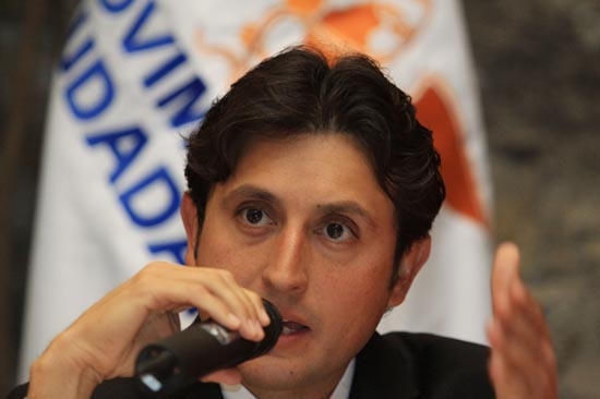 José Juan Espinosa coloca a su familia en la dirigencia de MC
