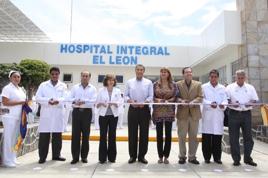 Gobierno invierte 700 mdp para mejorar y equipar hospitales