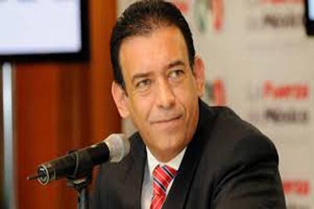 Humberto Moreira, ex líder del PRI, vive como millonario en Barcelona