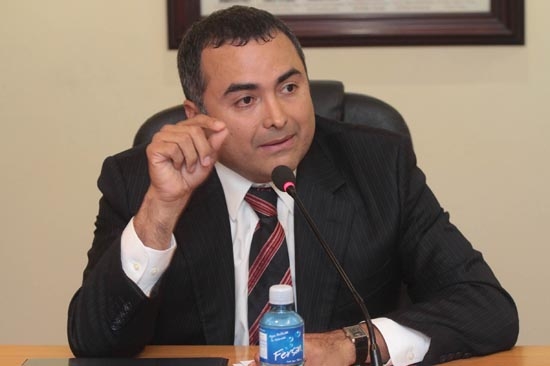 Congreso aprueba por mayoría fuero para David Villanueva