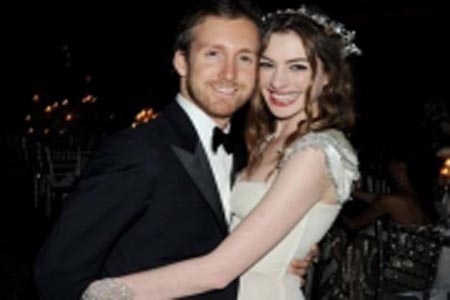 Anne Hathaway se casó en secreto